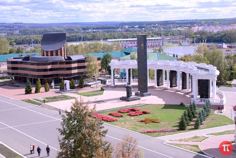 Саранск достопримечательности. Городские ворота Саранска. Площадь тысячелетия Саранск. Саранск фото. Хантер саранск