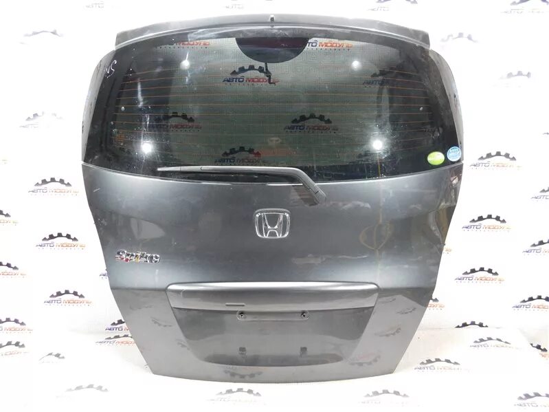 Хонда фрид задняя крышка багажника. Крышка багажника honda pilot. Крышка багажника honda partner. Хонда фрид дверь багажника. Хонда фрид дверь багажника.