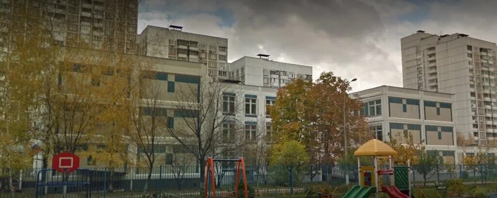 Жк крылатское рублевское шоссе. Французский детский сад на рублевке. Детский сад рублевское шоссе. Рублевское шоссе 14 к 2 детский сад. Детский сад рублевское шоссе.