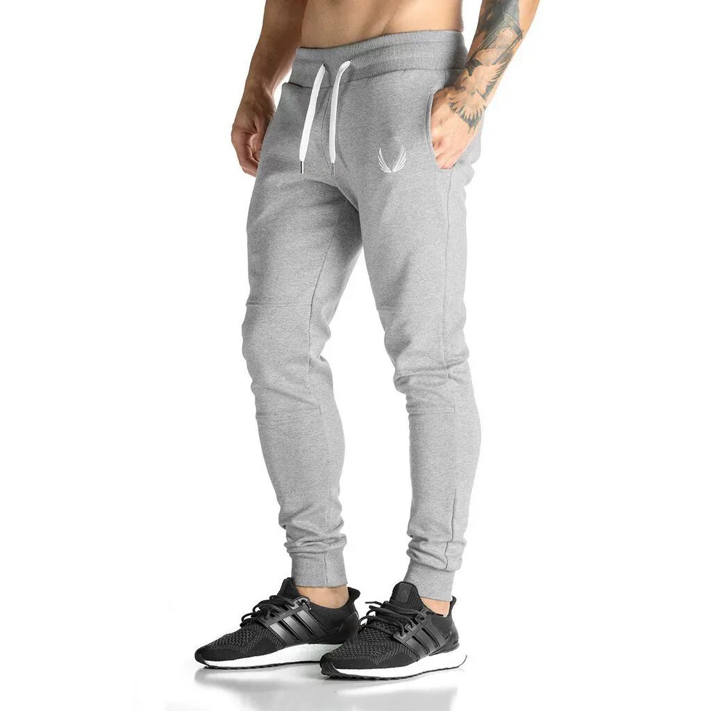 Брюки джогер фит мужские. Штаны Workout Technical Jogger. Штаны warm Jogger Fit. Штаны JHK Sweat Pants серые l. Парни в серых спортивках