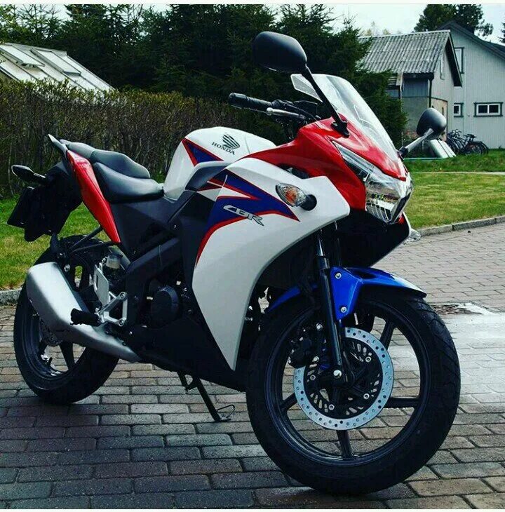Сбр 125. Honda cbr125r. honda cbr 125r 2017. cbr 125 r. хонда сбр 125.