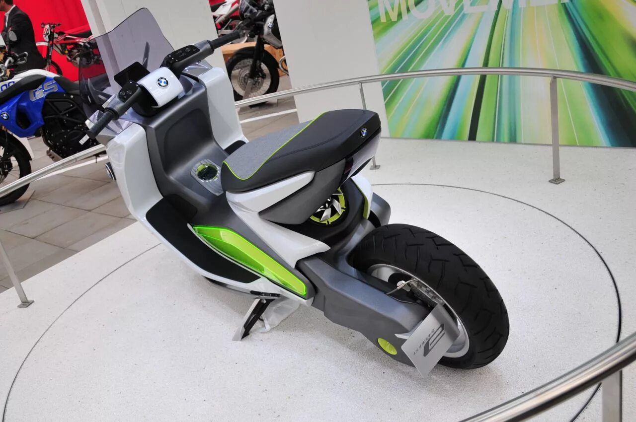 электросамокат scooter cd 17s. е скутер. электросамокат smart e-scooter модель esmini 210308. электросамокат bmw performance. электросамокат tanko 3xt.