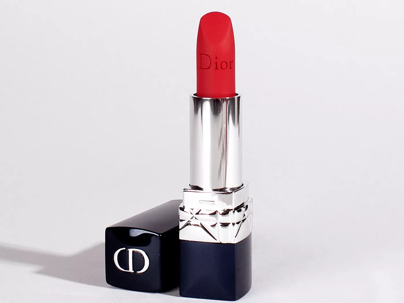 Помада Dior rouge 999. Помада диор 999 матовая. Dior rouge Dior 999. Dior rouge Dior Matte помада. Губные помады dior