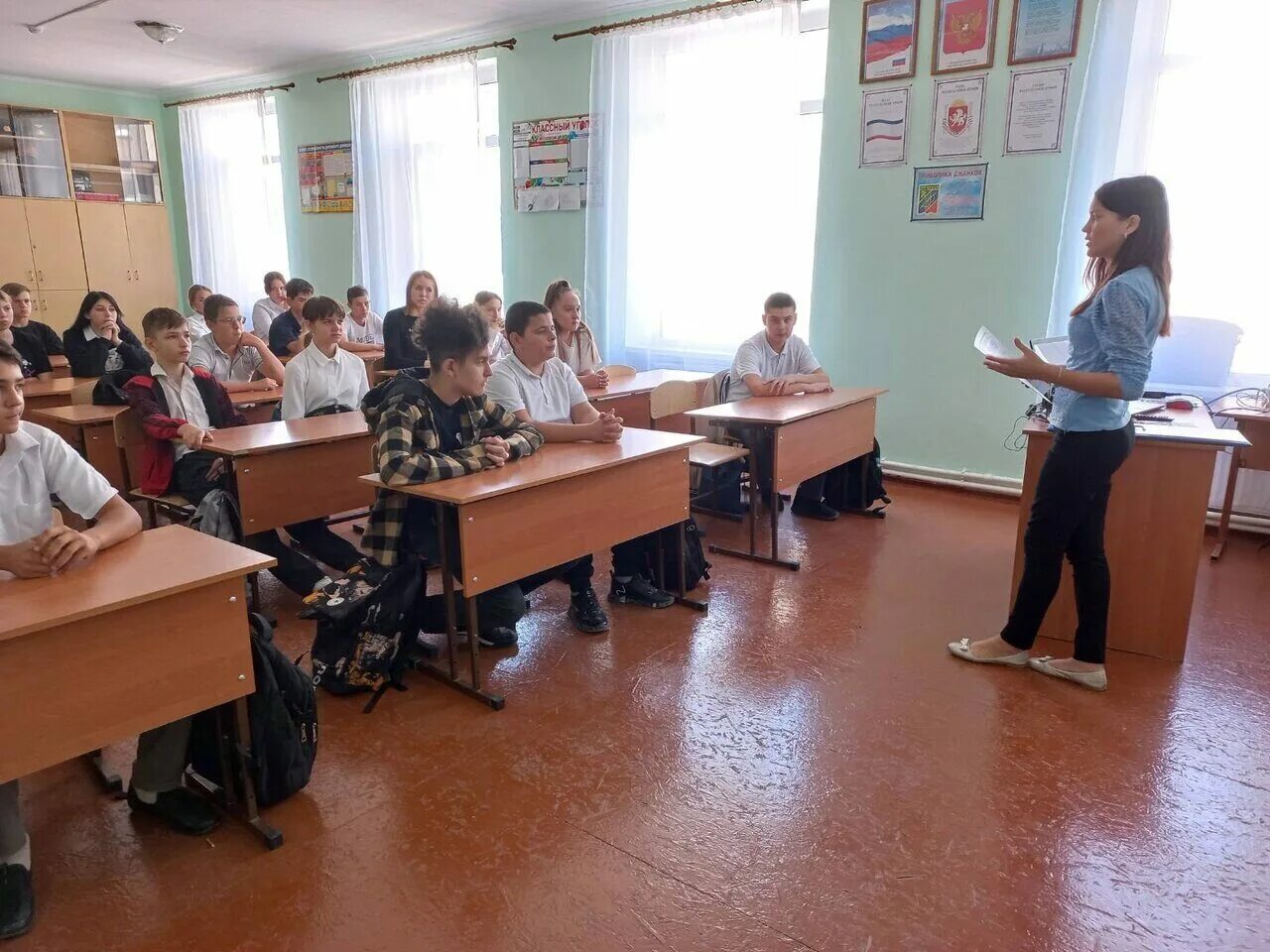 Лицей мок 2 воронеж. Моу лицей мок 2 джанкой. моу сш № 1 имени драгомировой а.а.. моу сош 1 джанкой им а а драгомировой фото. мбоу лицей мок 2 воронеж.