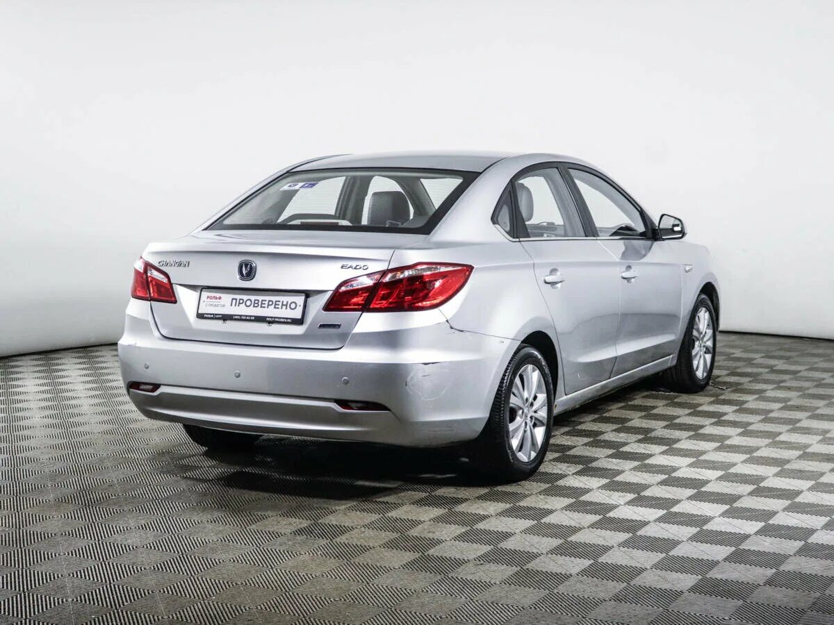 Changan eado 2013. Changan raeton (седан) (2013). Китаец авто чанган седан. Changan raeton 2020. Чанган раетон 2013.