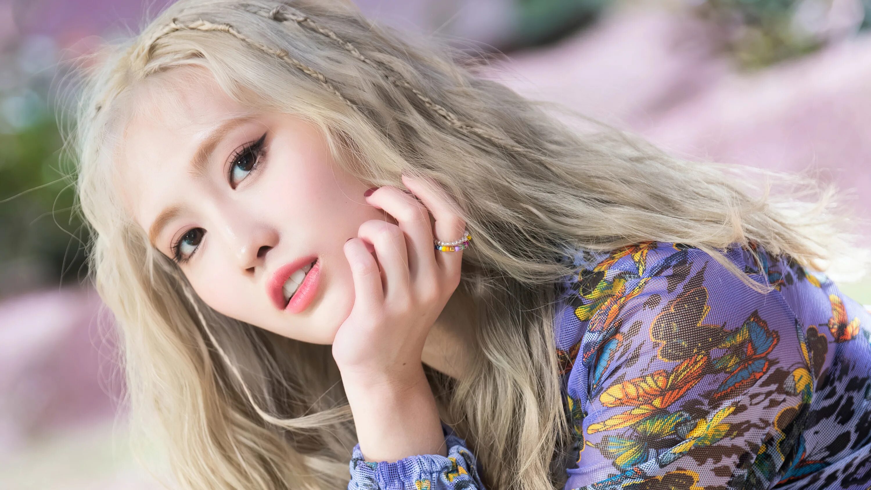 More than twice. Momo twice. twice more and more momo. twice моморин. momo twice 2025.