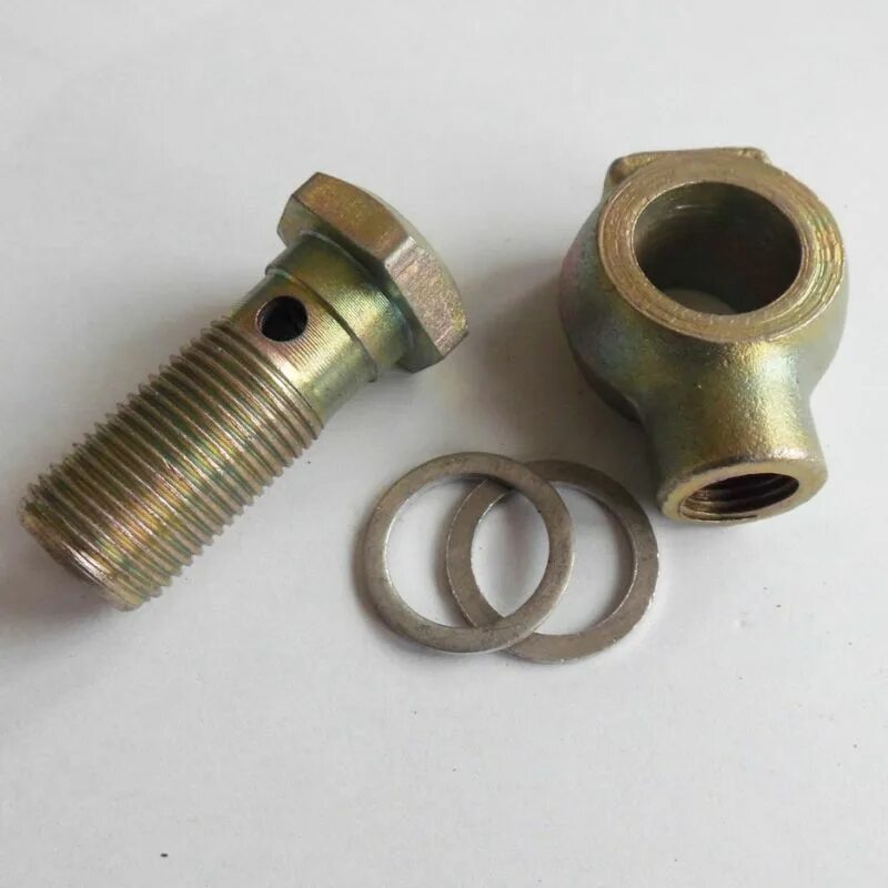 Масляный тройник. Масла 2103 + штуцер. Масла 2103 + штуцер. Тройник масляного датчика 2103. Тройник раздвоитель масляного датчика м10х1.