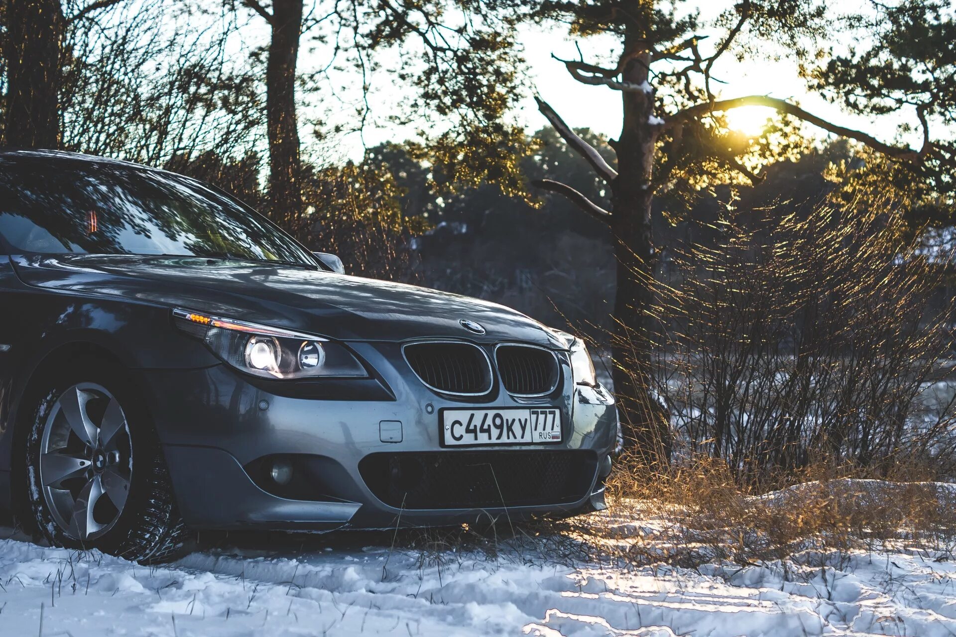 Бмв кбр. Bmw e60. бмв 5 е60. bmw e60 snow. bmw m5 e60 зима.