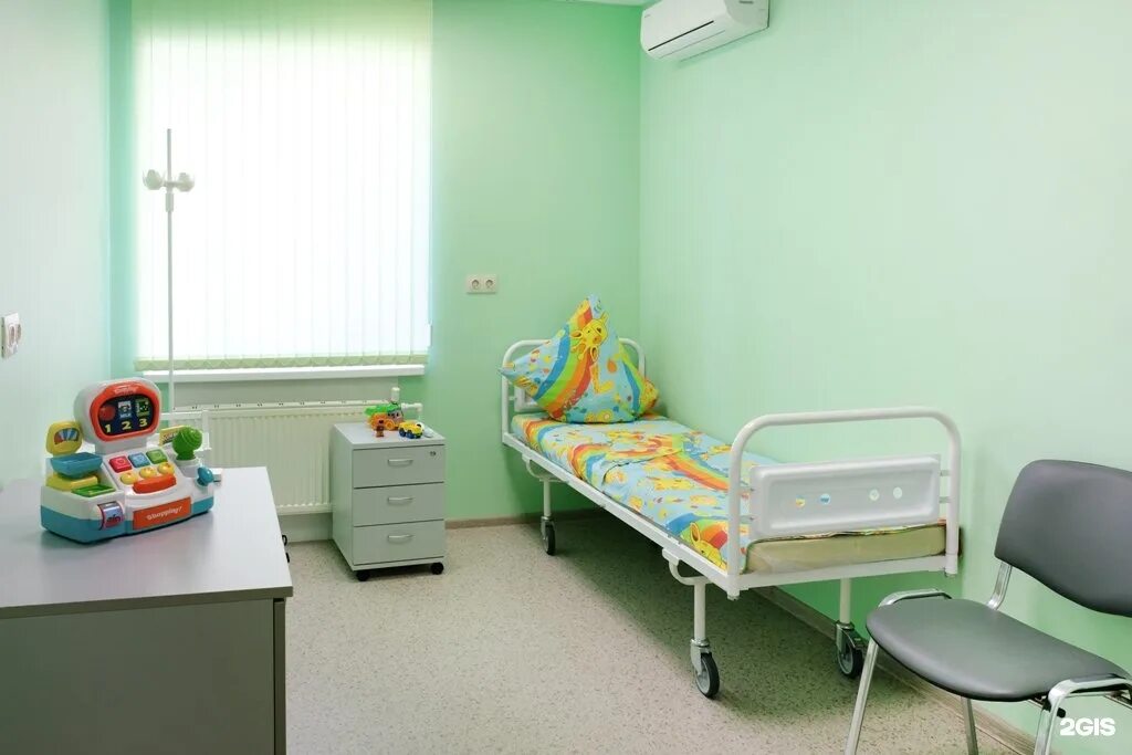 Первый детский медицинский дзержинского 26. Детский медцентр саратов дзержинского. 1 детский медицинский центр саратов. детский медицинский центр дзержинского. 1 детский медицинский центр на дзержинского.