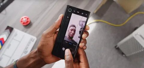 Xiaomi с 2 экранами
