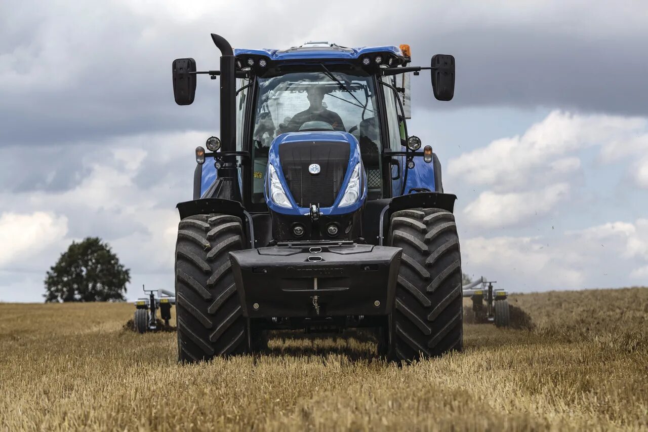 New holland t. Трактор New Holland t7. Трактор New Holland t7.315. Нью Холланд трактор t 7. Нью Холланд трактор 9040.