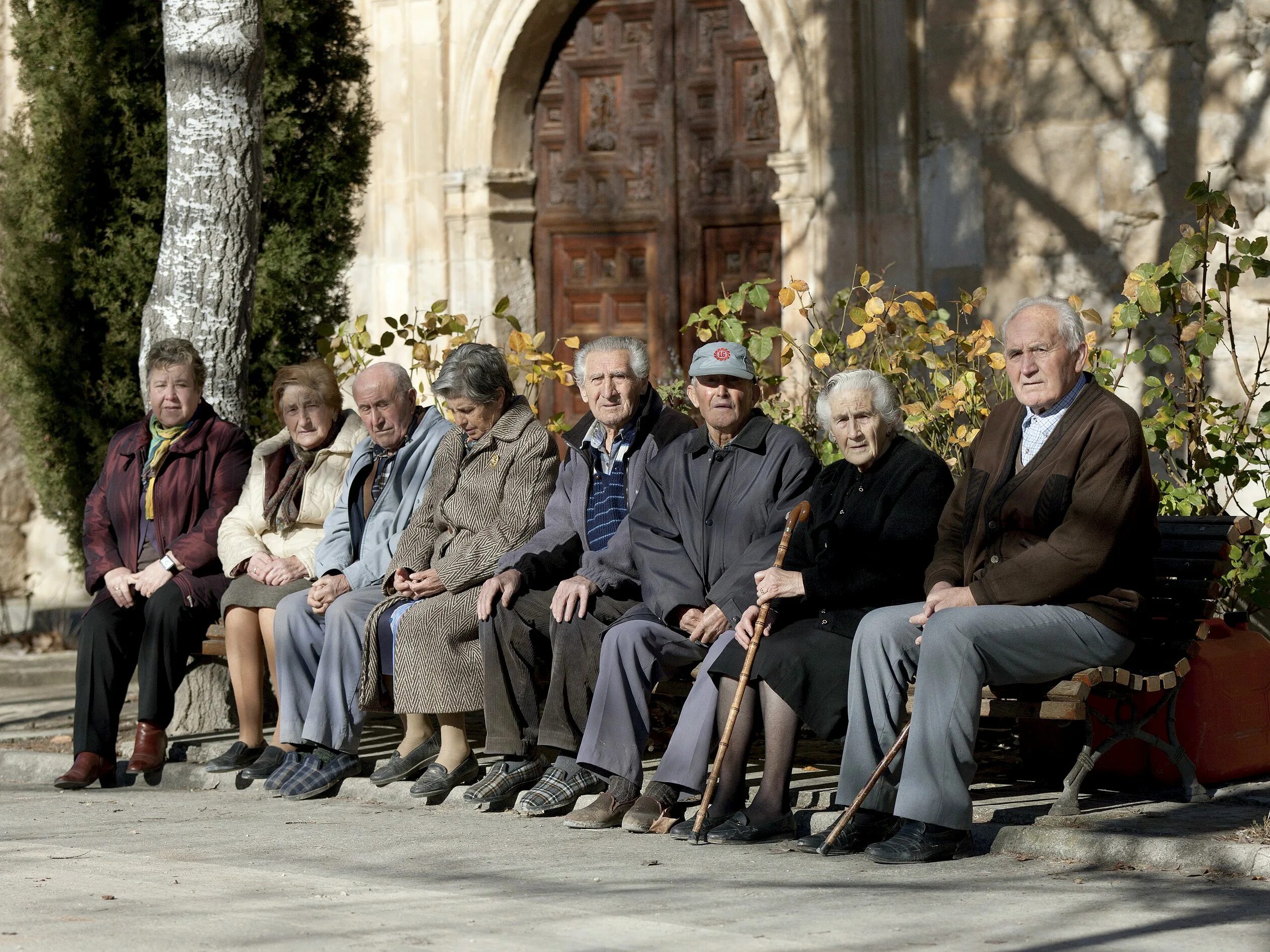 Самое пожилое население. Пенсионес pensiones в Испании. Пенсионеры в Испании. Старение населения. Пенсионеры в Европе.