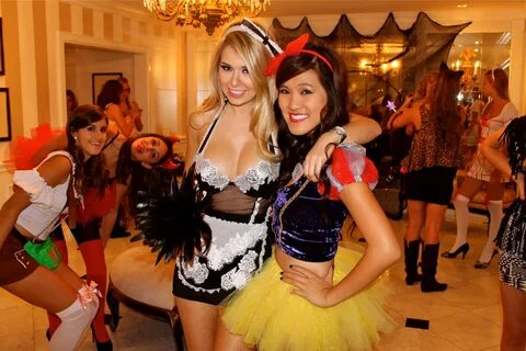 Re: Le sexy streghette di Halloween.