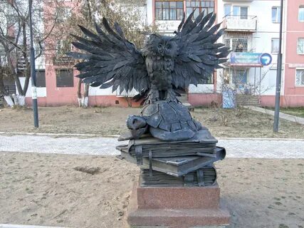 Какие памятники находятся в улан удэ