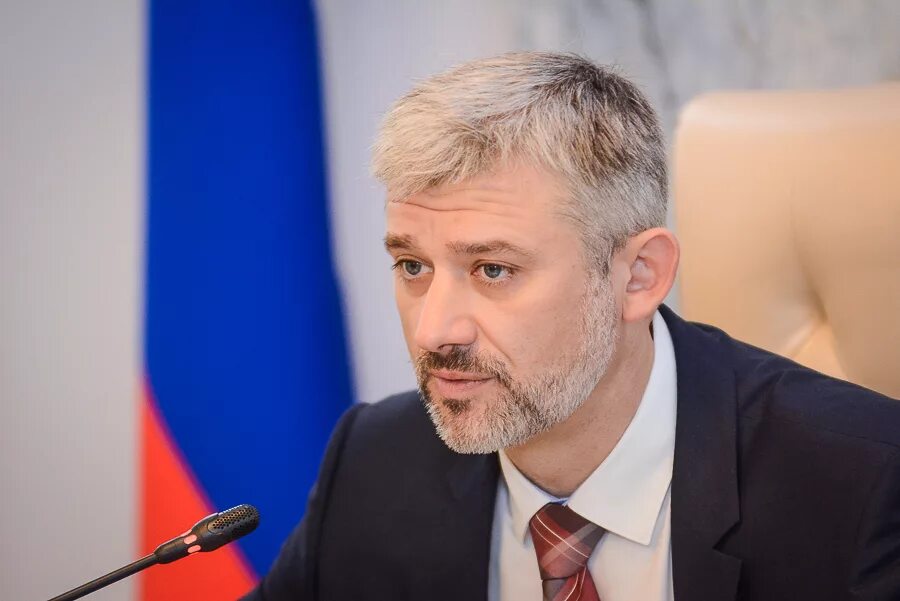 Министр транспорта фото. Министр транспорта рф евгений дитрих. дитрих евгений иванович минтранс. евгений иванович дитрих фото. евгений дитрих гтлк.
