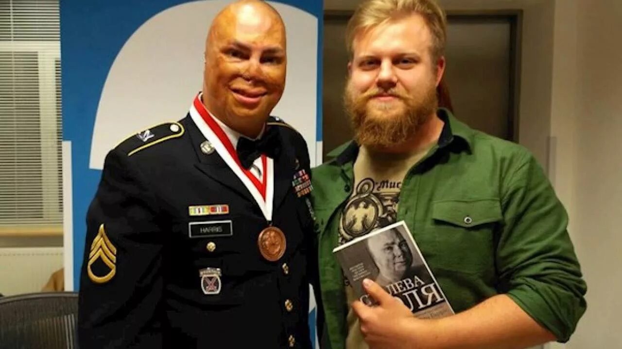 Штаб сержант сша. Staff sergeant. Погоны сержанта армии сша. Танкмен сержант джон. Сержантские звания в армии сша.