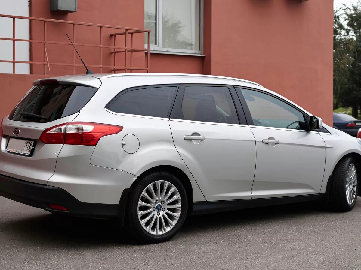 фокус универсал 2015. 6 механика. Ford focus 3 2015 универсал. форд фокус 3 универсал 2015 года. Ford focus 3 универсал.