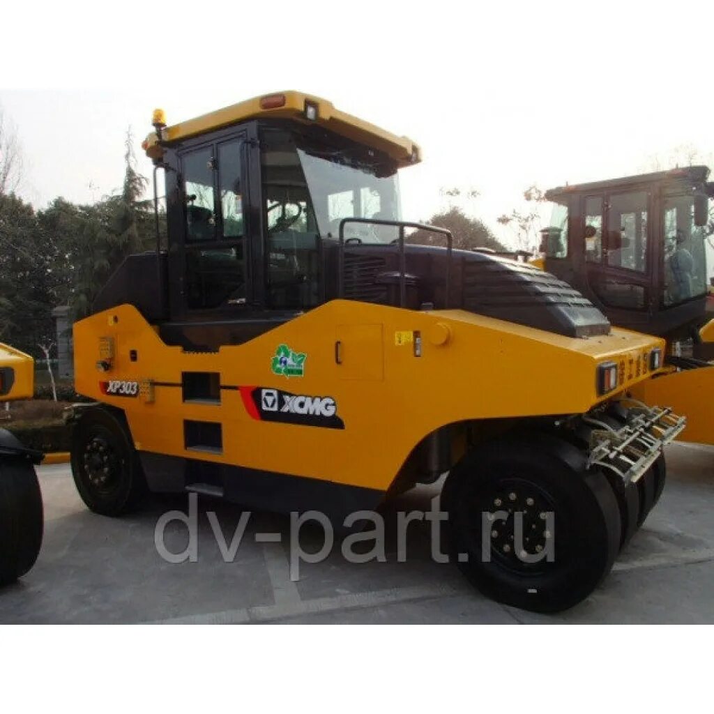 XCMG xp303. Каток XCMG xp303. Каток пневмоколесный XCMG xp303s. XCMG 303 каток.