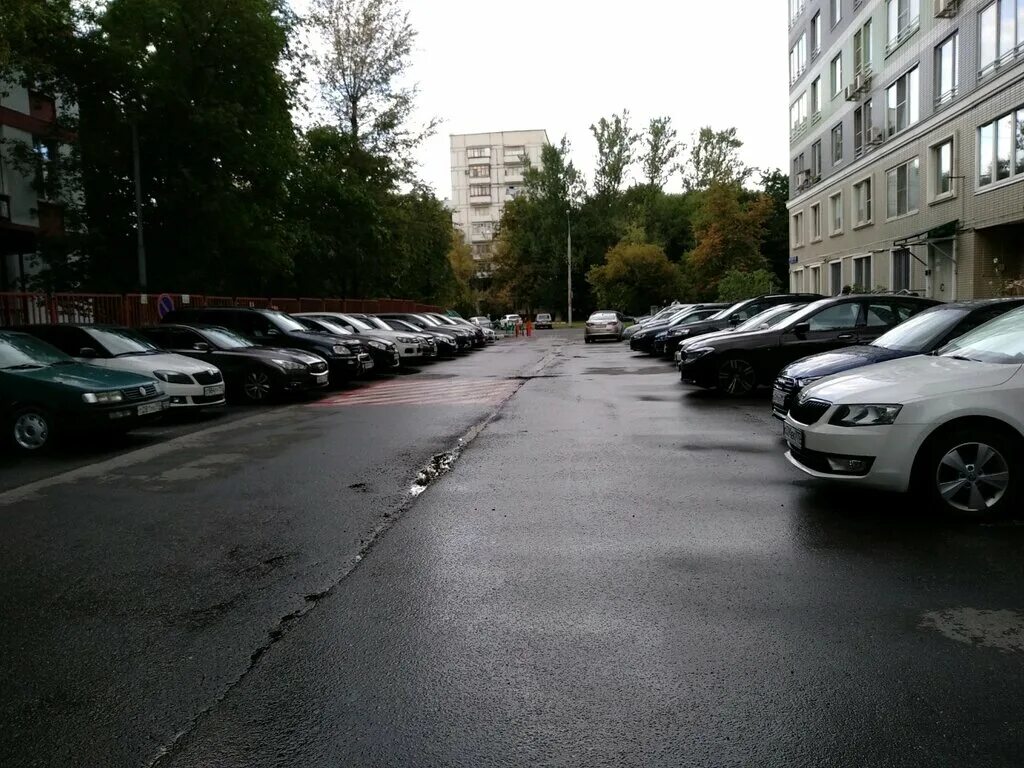 автомобильные парковки москва. подземная парковка москва сити. стоянка автомобилей. ньюлайн-паркинг ул. автомобильные парковки москва.