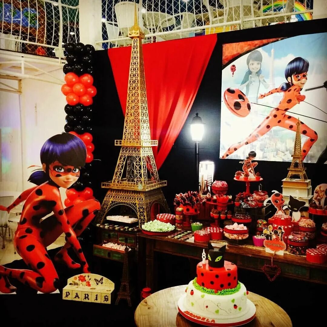 День рождения леди баг и супер кот. Фотозона леди баг и супер кот. Леди баг и супер кот приглашение. Приглашение на день рождения ребенка леди баг. Фотозона леди баг и супер кот.