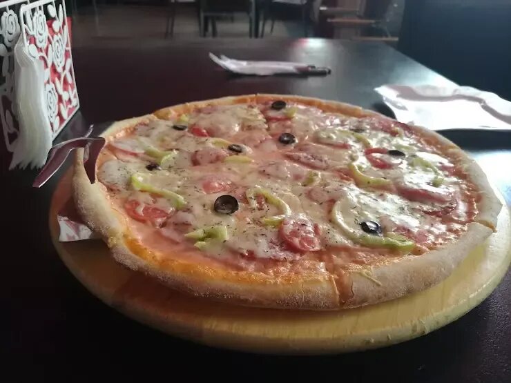 Пиццерия катрин. Пиццерия катрин мостовской меню. Кафе катрин саратов. Катрин кафе смоленск эмблема. Кафе катрин меню.