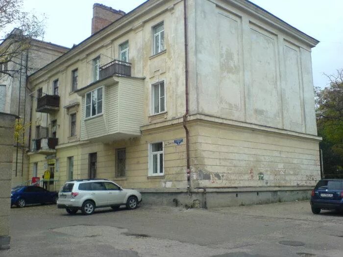 Заброшенный краснокирпичный дом на Льва Толстого отдан следователям - Городские 