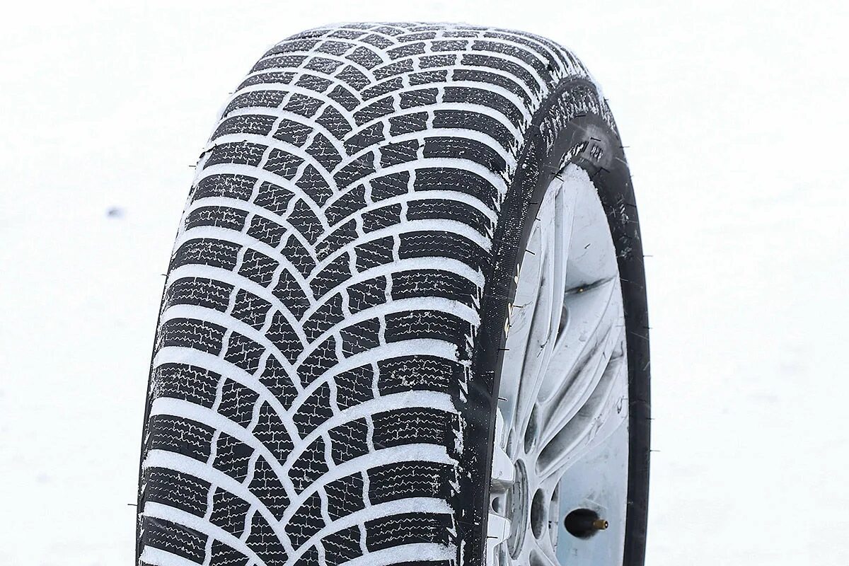 Bridgestone lm001. Bridgestone blizzak lm001. bridgestone blizzak lm001 evo. bridgestone blizzak lm-001 зимняя. bridgestone blizzak lm001 evo rft.