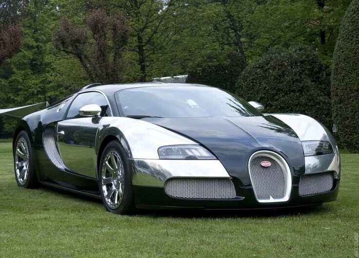 Bugatti Veyron Wrapped in Mirror Chrome at Auto SuperShield Bugatti veyron, Spor