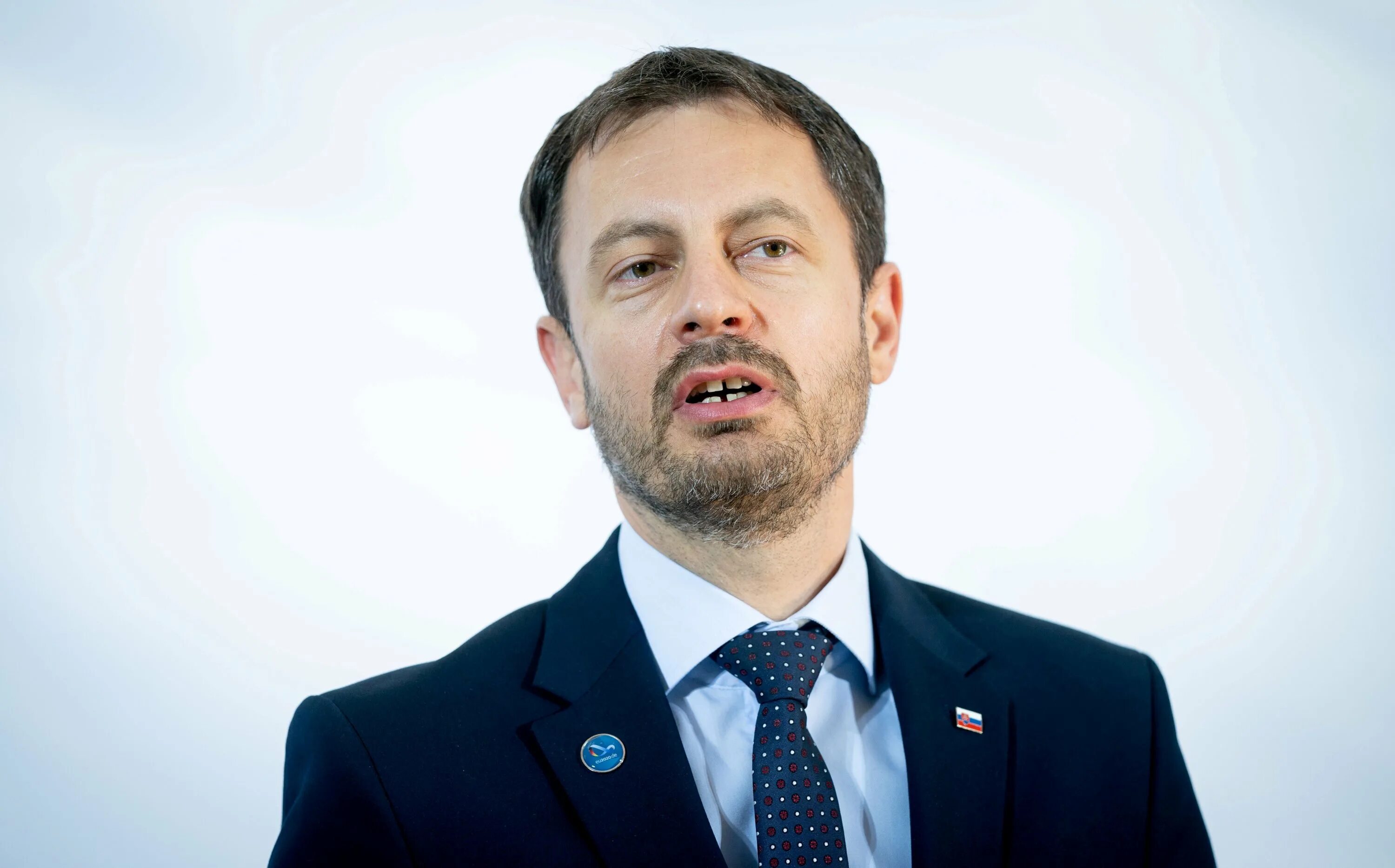 Премьер министр Словакии 2022. Премьер министр изображенный на