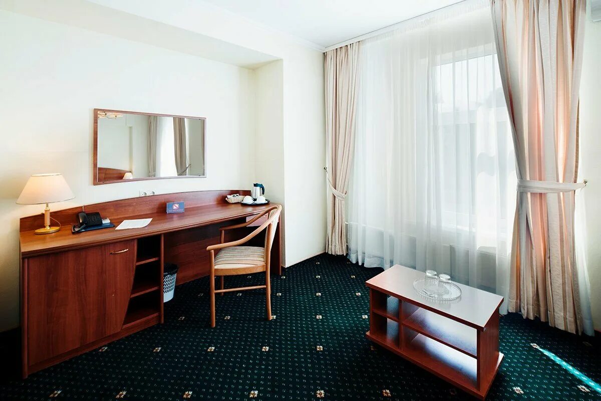 отель берлин москва. гк берлин москва. гостиница берлин на каховке. гостиница берлин севастопольская. гостиница берлин.