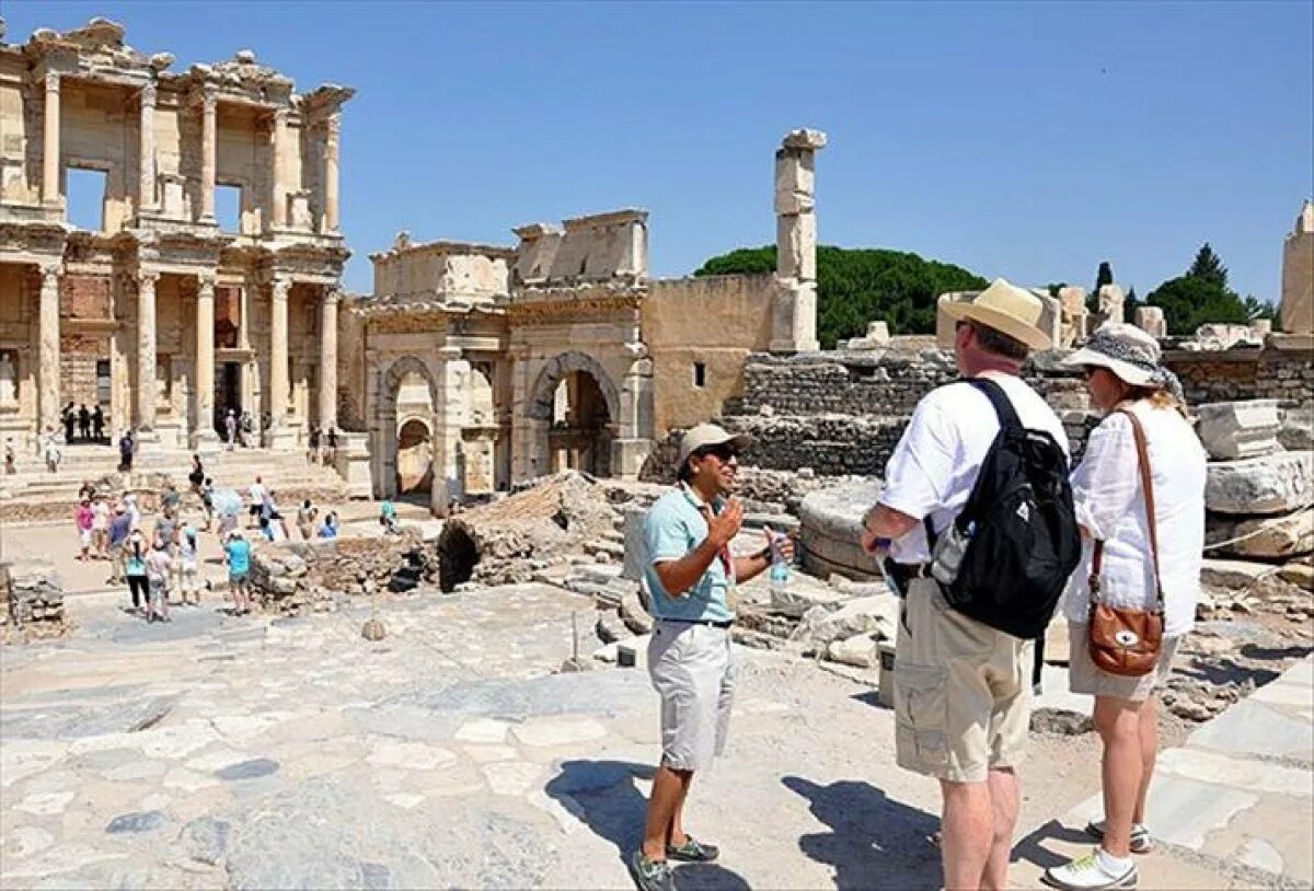 Культурно-познавательный туризм. Tourist sites. Греция афины фото туристов. Египет луксор достопримечательности. Tourist sites.