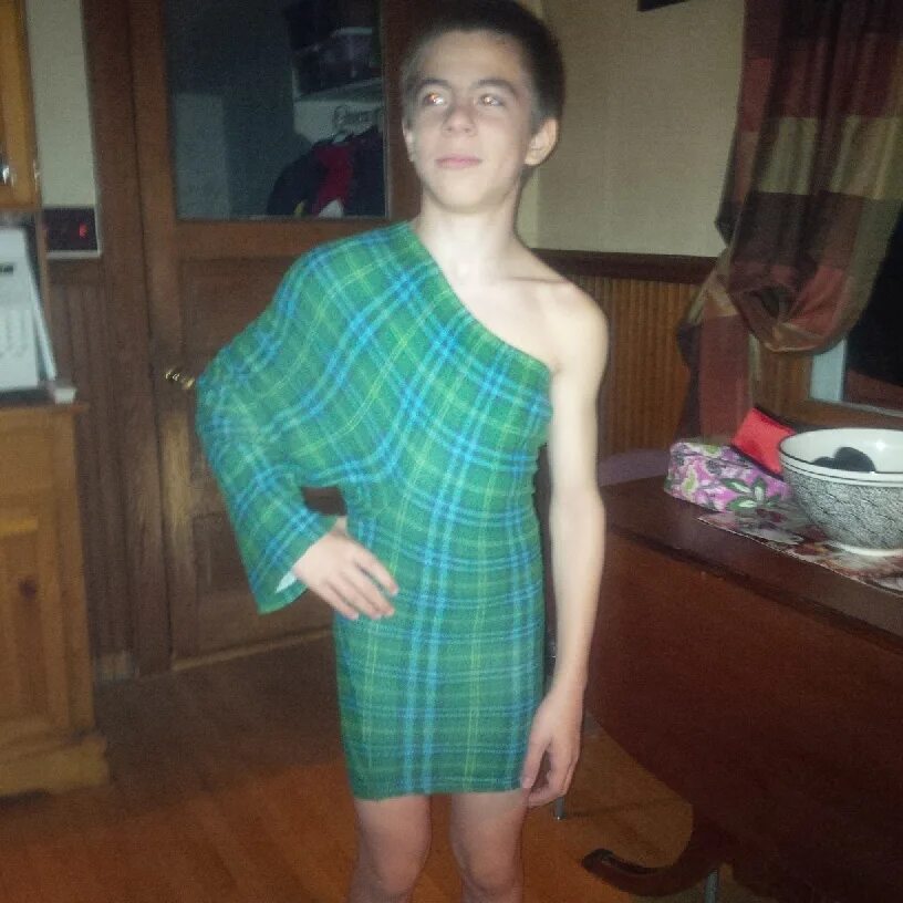 Пописы мальчика. Писюны девочки и пацанов. Писюны девочки и пацанов. Яйца маленьких мальчиков. Писюны девочки и пацанов.