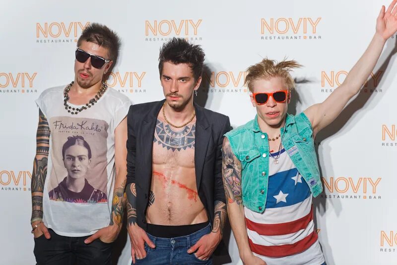 антон савлепов константин боровский агонь. группа огонь антон савлепов. группа огонь бывшие. квест пистолс группа группа. группа огонь антон савлепов.