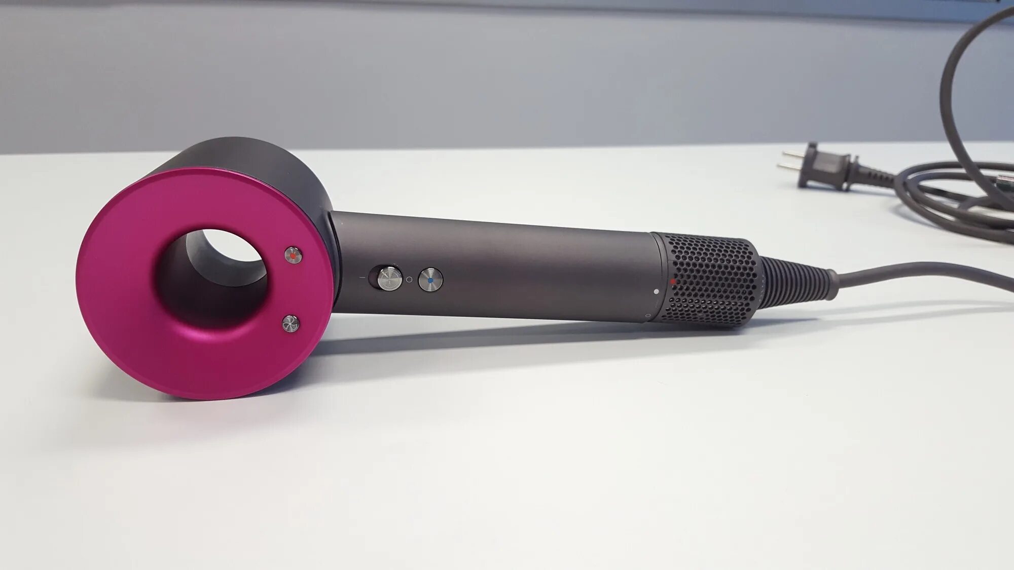 Какой фен дайсон. Фен dyson supersonic. фен dyson hd07. фен дайсон 07. фен dyson supersonic hd07 комплектация.