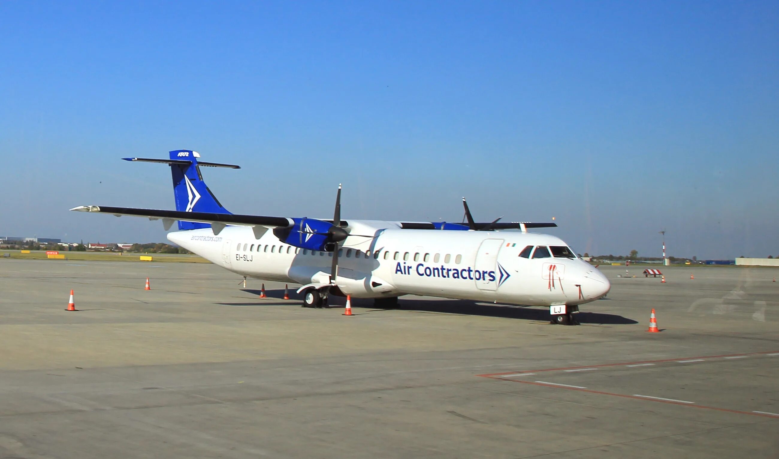 2,198 Atr стоковые фото - бесплатные и стоковые фото RF от Dreamstime - Страница