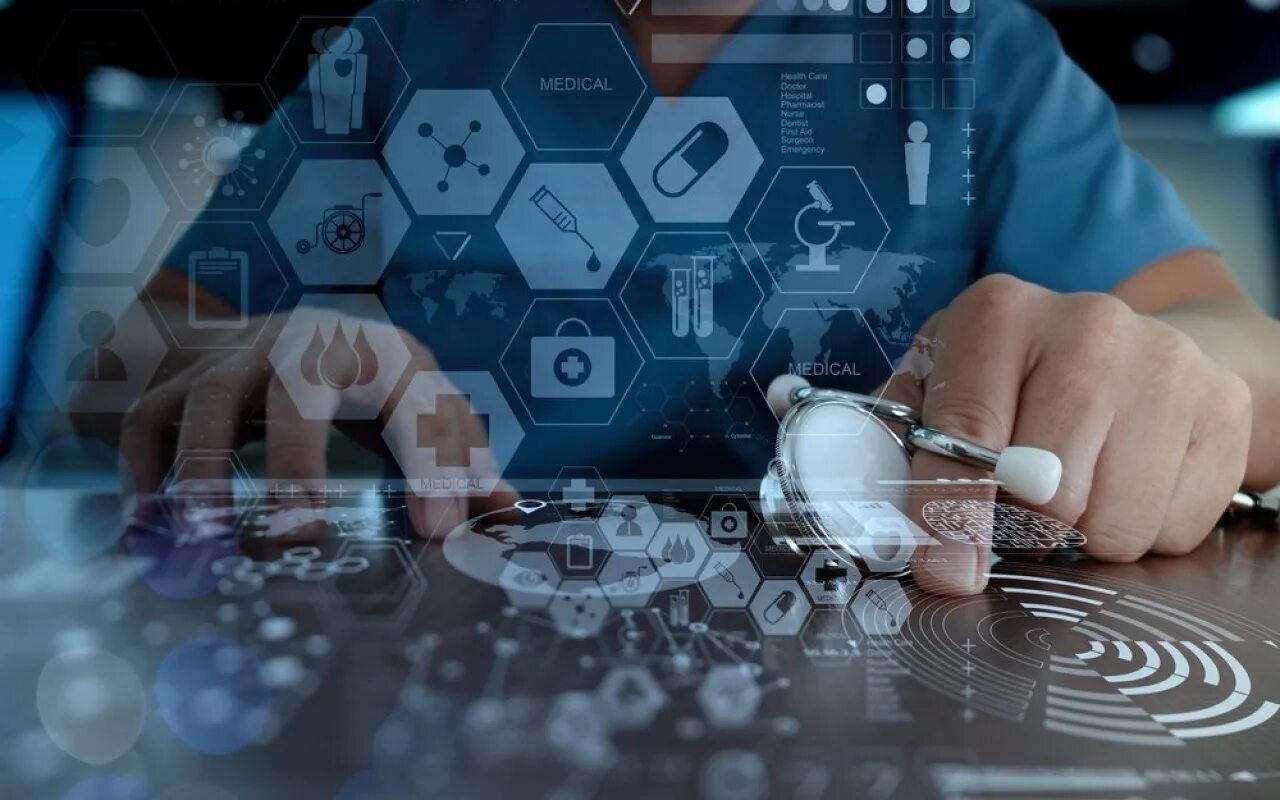 Medical tech. Технологии в медицине. Компьютерные технологии в медицине. Медицинский бизнес иллюстрация. Медицинское оборудование.