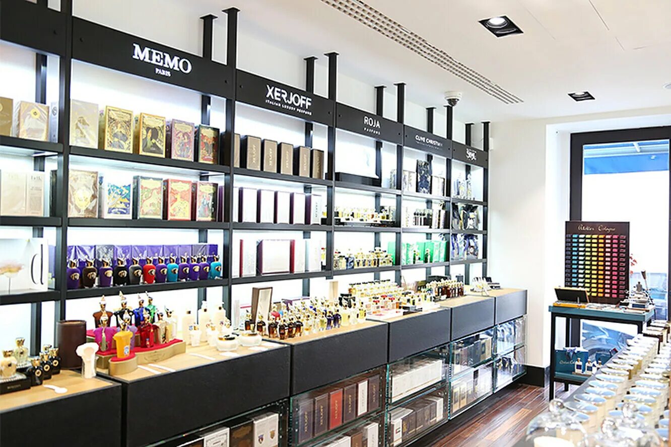 тбилиси парфюмерные магазины. Molecule бутик. Parfum москва. дорогой парфюмерный магазин. магазин духов.