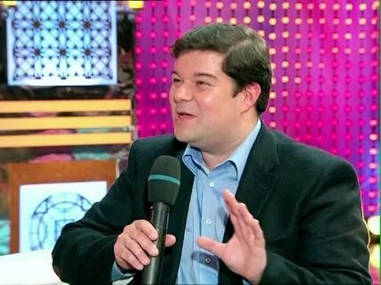 Сколько получают ведущие первого канала