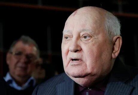 Сколько лет было горбачеву когда
