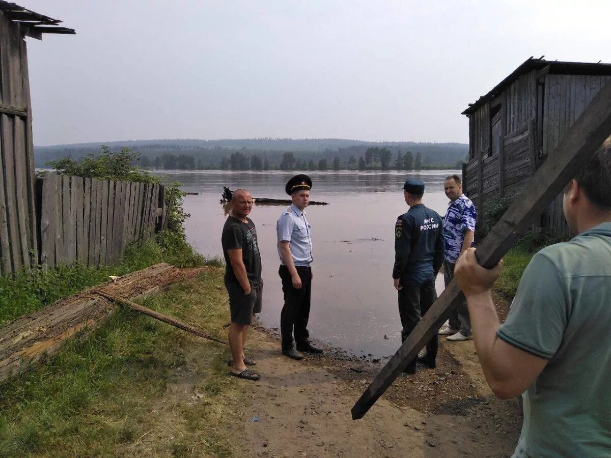 Погода в поселке октябрьском богучанского красноярского. Поселок Октябрьский Богучанский район. Поселок Чунояр Богучанский район. П Октябрьский Богучанского района Красноярского края. Поселок Октябрьский Богучаны Красноярский край.