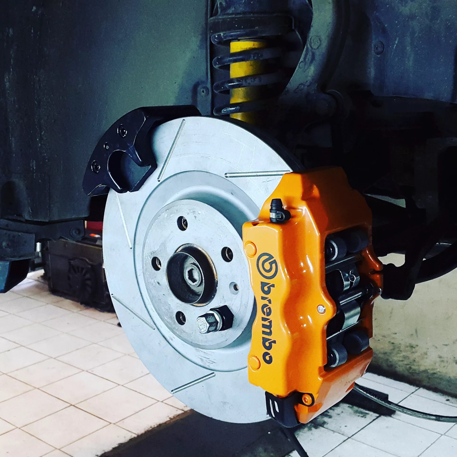 Jbt -cb4 тормозные колодки. Что такое суппорт в автомобиле. Тормозные колодки 18 колесо однопоршневые. Суппорт стояночного тормоза 4110000499001. Суппорта jbt.