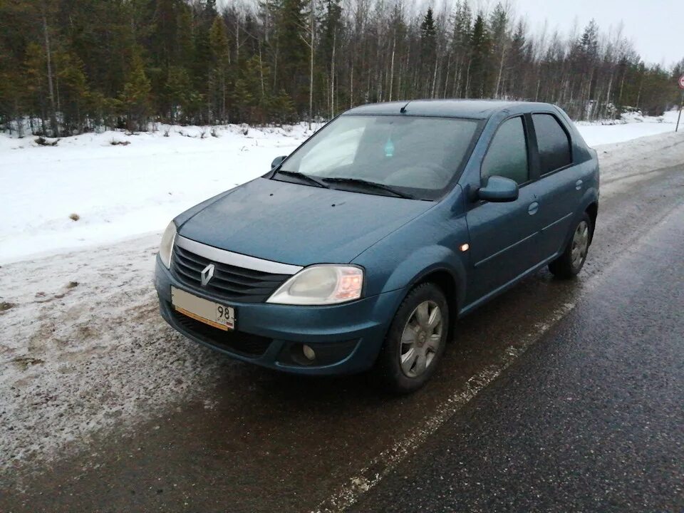 Купить б/у Renault Logan I Рестайлинг 1.6 MT (84 л.с.) бензин механика в Пензе: 