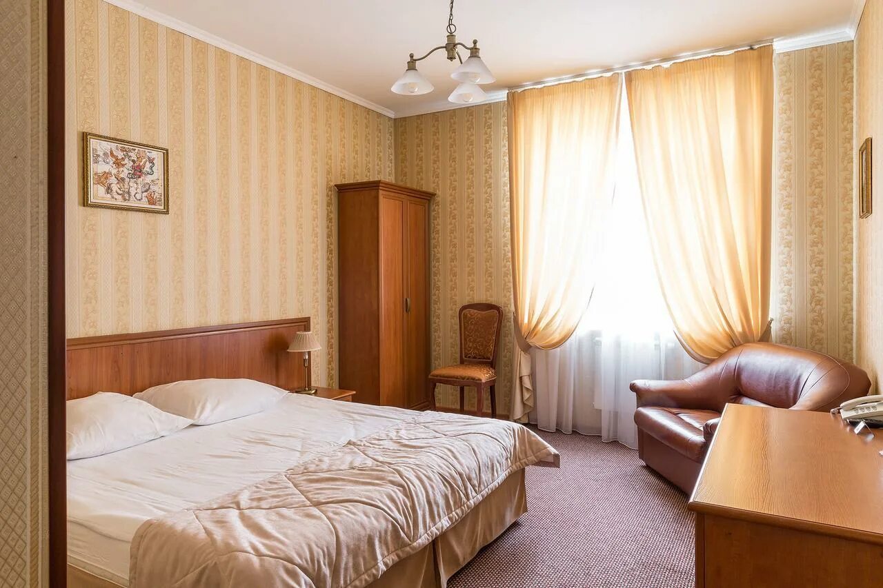 Отель ломоносов москва мичуринский проспект. Гостиница ломоносов на мичуринском. Мичуринский 34 гостиница. Ломоносов 3 отель санкт-петербург. Ораниенбаум (дворцово-парковый ансамбль).