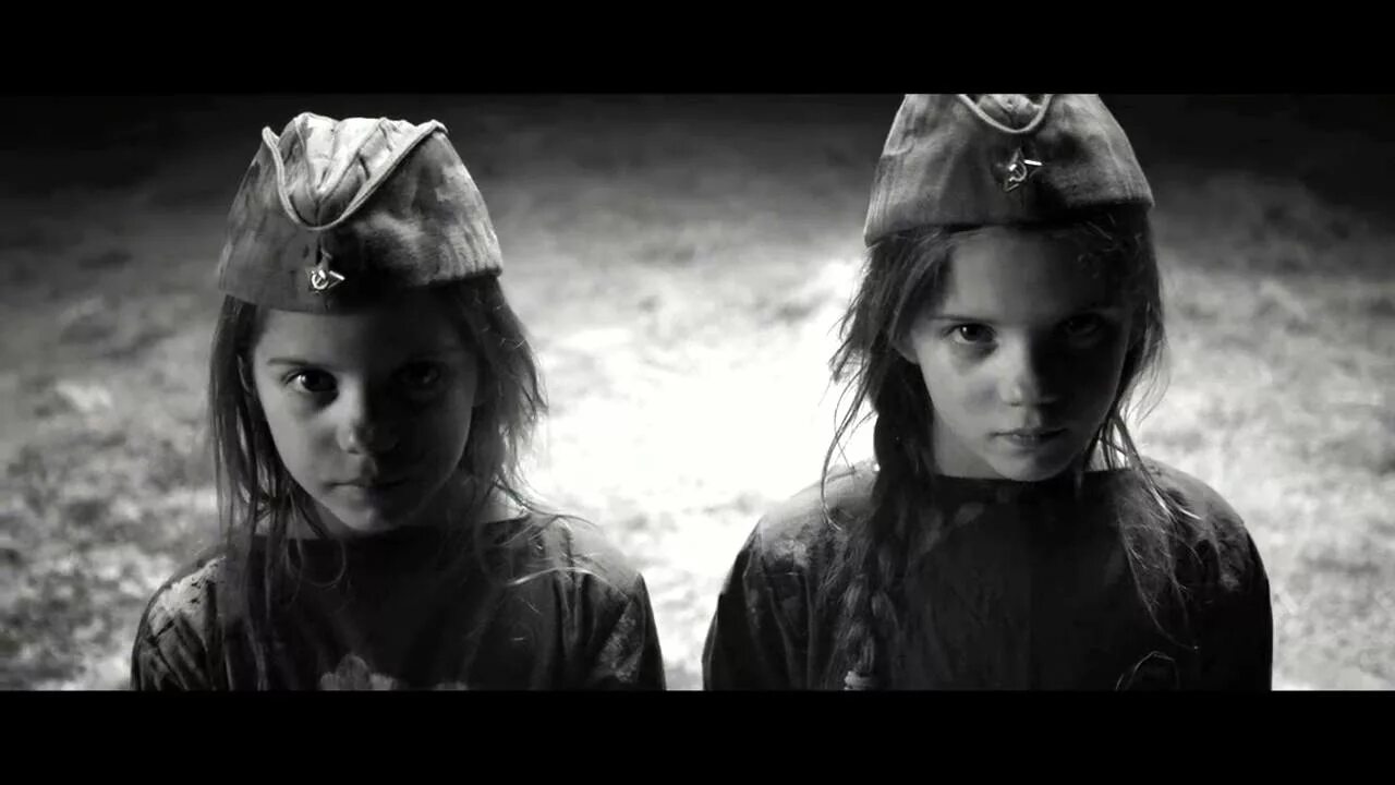 Обложки диджеев. Девушка диджей. Девушка диджей. My little настя. Песня май ютуб.