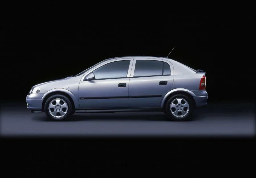 Astra 2000. Opel astra 2000. opel astra j 2000.