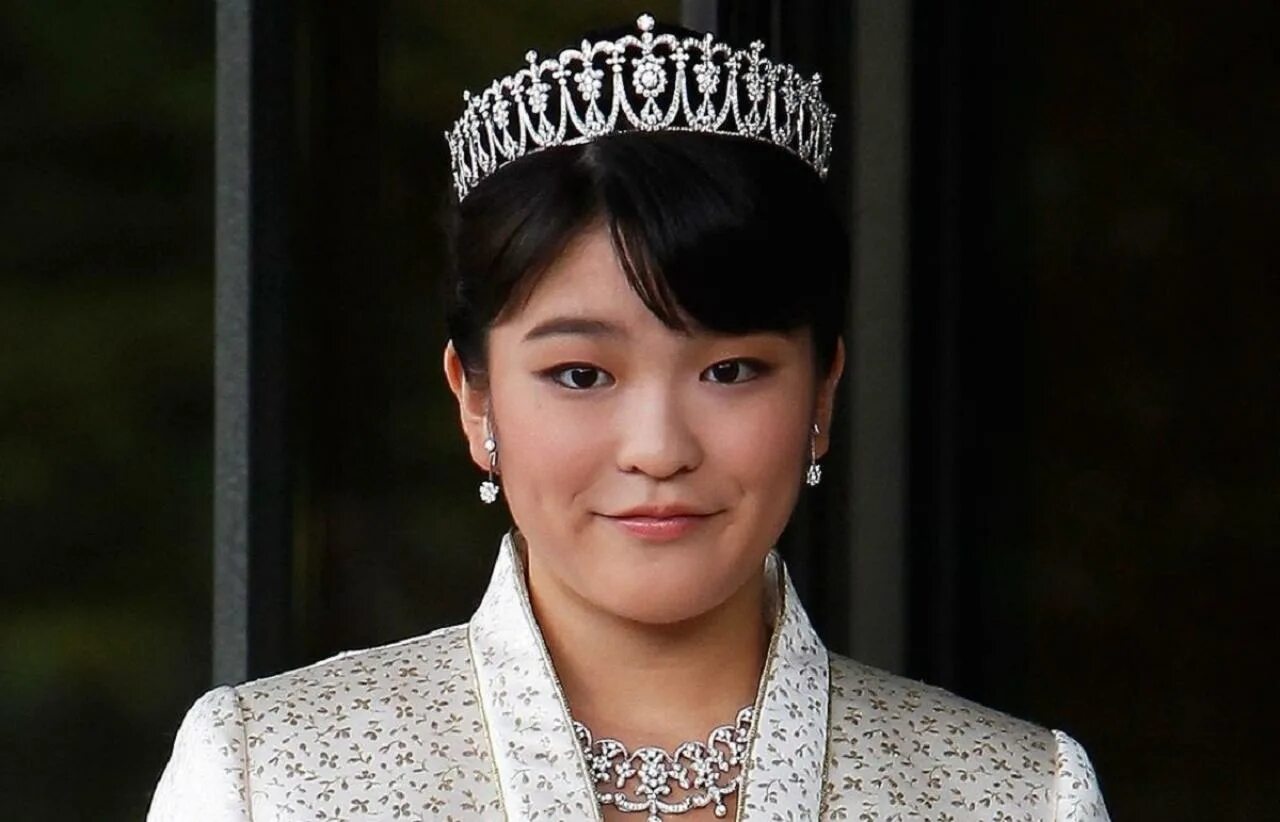 Принцессы выходят. Принцесса мако Акисино. Принцесса мако Акисино свадьба. Принцесса мако 2023. Како Акисино.
