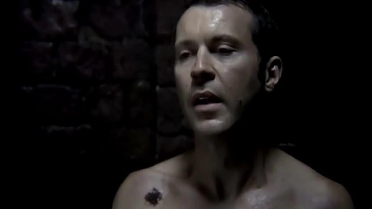 Парадокс 2006. Гиф из короткометражка улыбки. Парадокс 2006. Brian estel. Фильм французски пора спать темнеет.