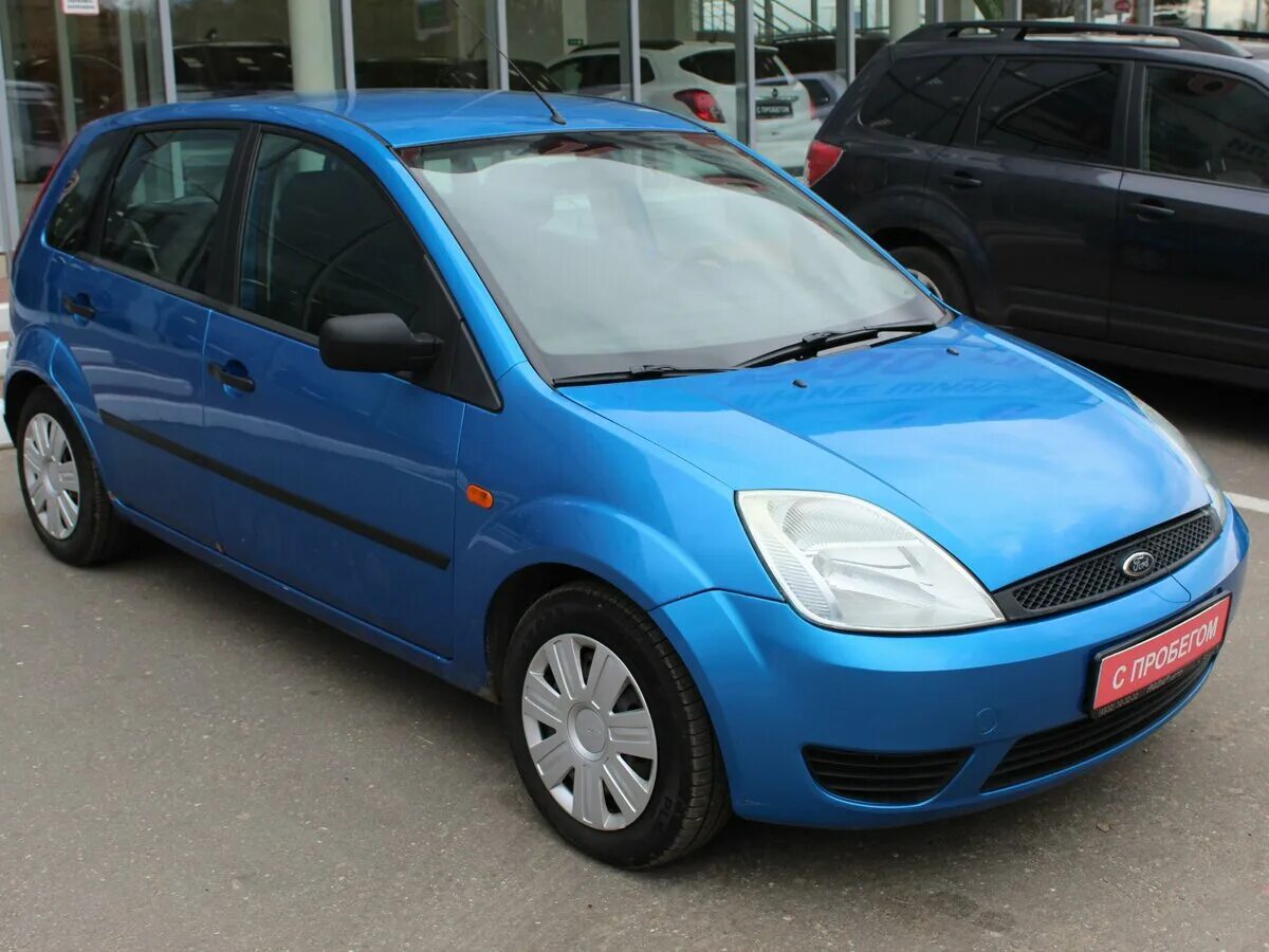 Ford fiesta mk5 1. Форд фиесту б у. Ford fiesta mk5. Форд фиеста синяя. Ford fiesta синий.