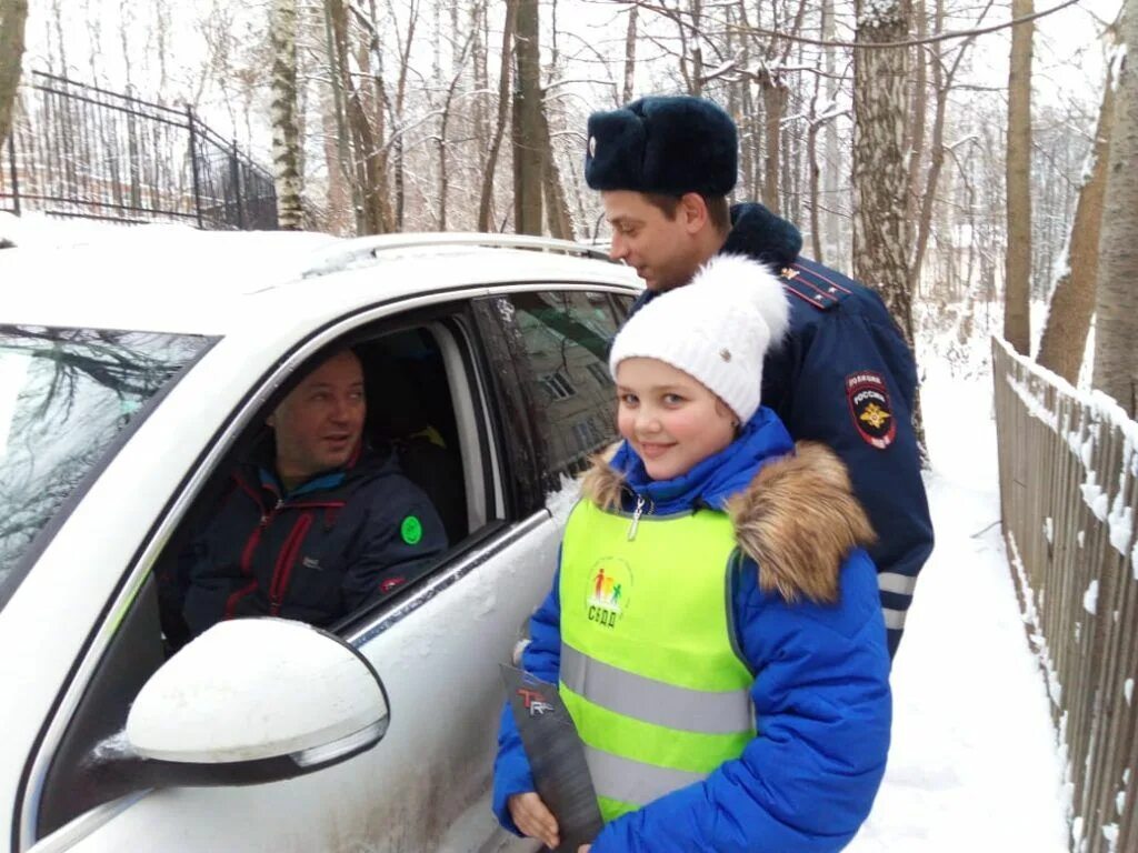 Работа водителем дмитровском районе. ГИБДД Дмитров инспектор по пропаганде. Титова инспектор Дмитров. Инспекторы г нея. ВК инспектор по пропаганде БДД Зарькова.