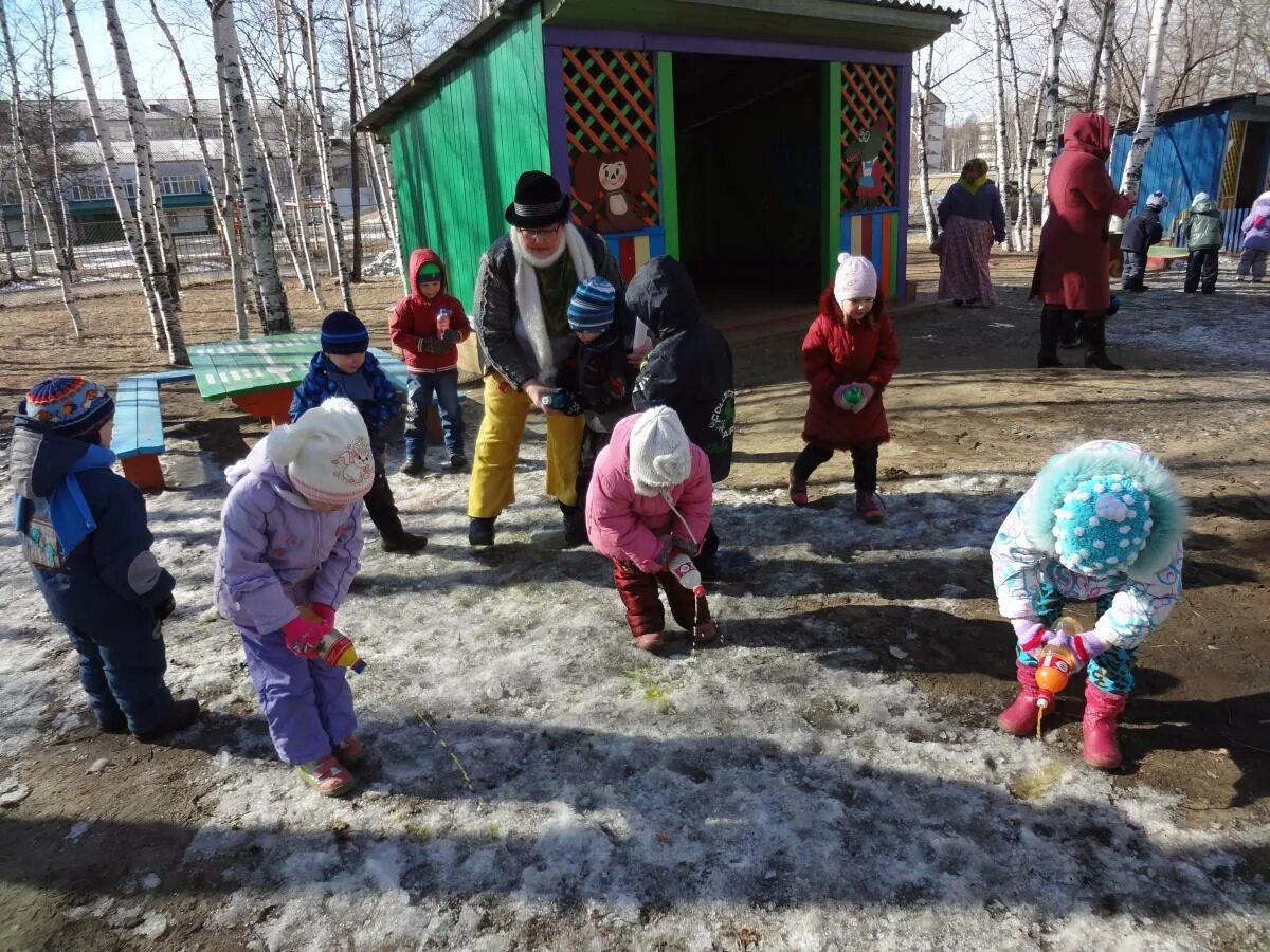 Развлечение весну встречаем